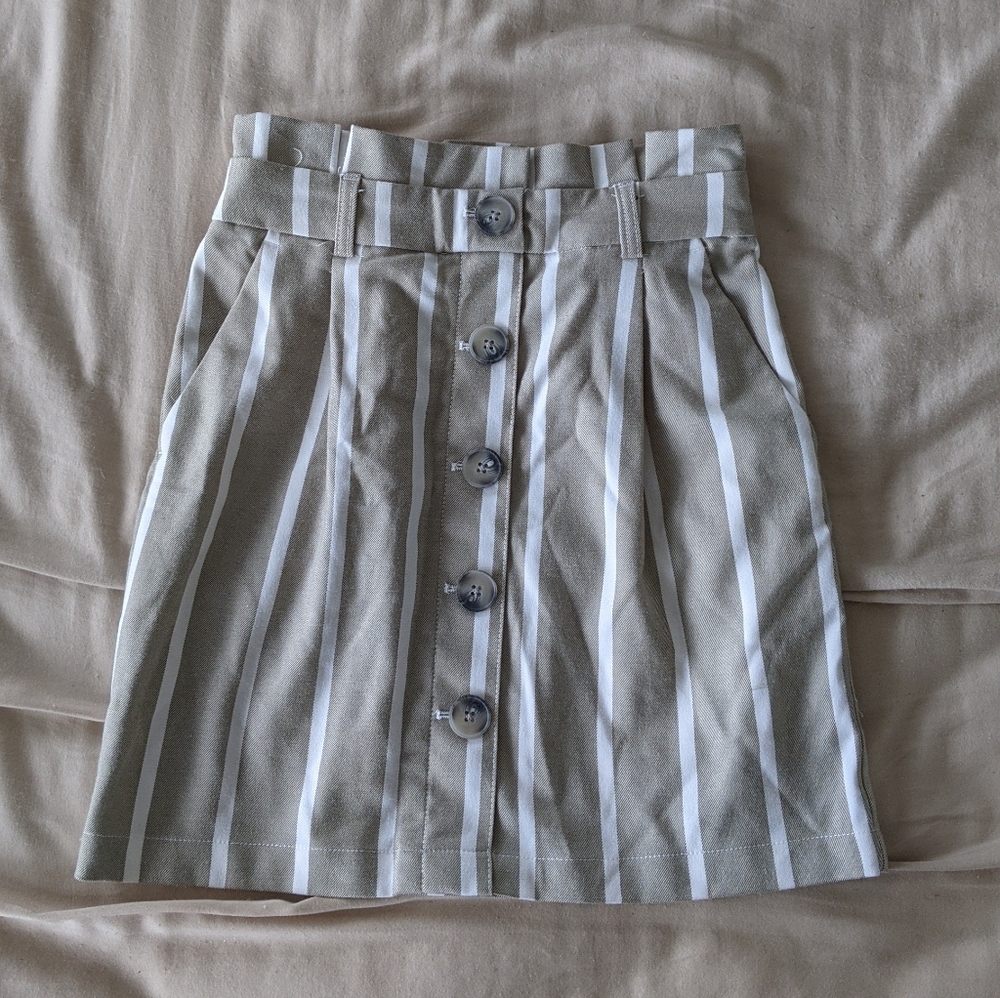 Dynamite Mini Skirt